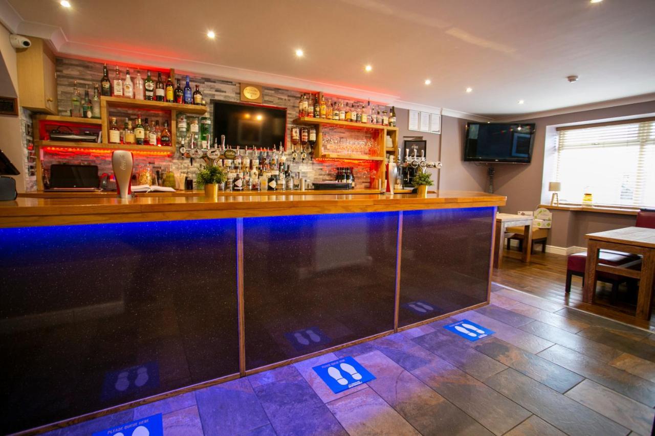 לוקרבי The Townhead Hotel מראה חיצוני תמונה