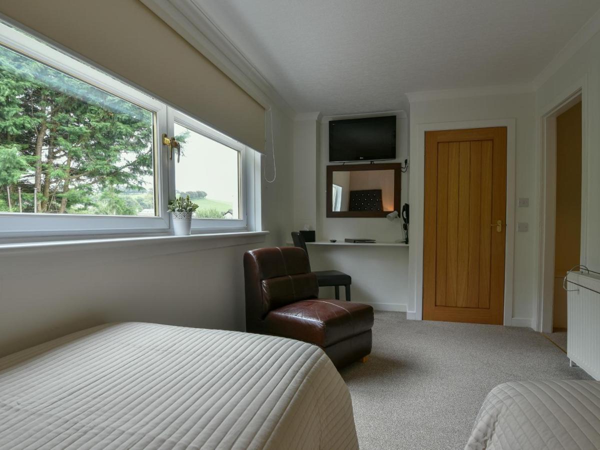 לוקרבי The Townhead Hotel מראה חיצוני תמונה